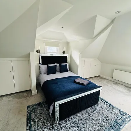 Апартаменты Stunning Flat In Chiswick Лондон Экстерьер фото