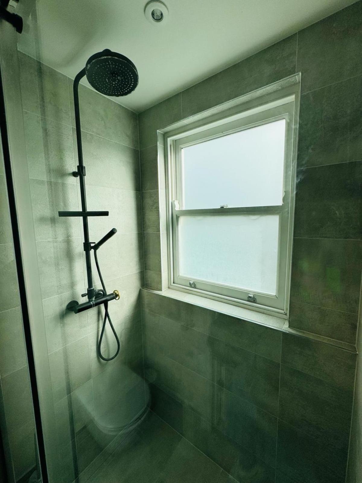 Апартаменты Stunning Flat In Chiswick Лондон